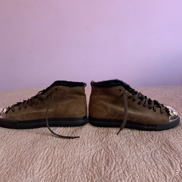 Size 8 (U.S.) women’s Miu Miu sneakers with crystals on the vamp - Picture 5 of 6